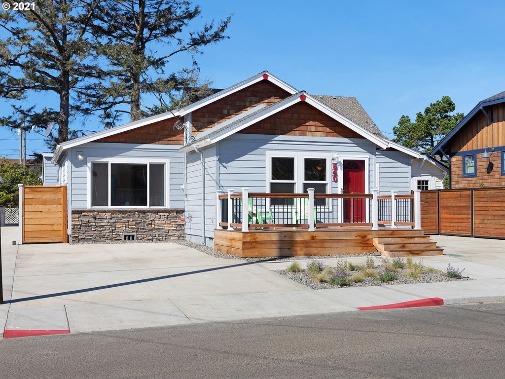 540 S Downing St, Seaside, OR 97138