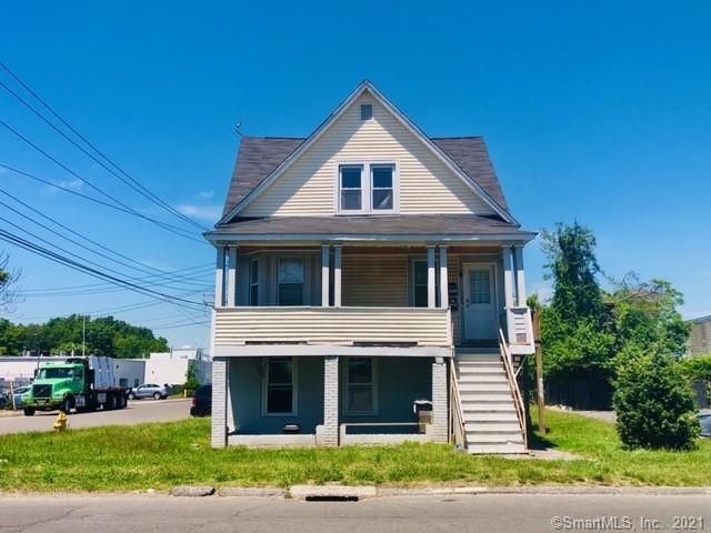 784 Honeyspot Rd, Stratford, CT 06615