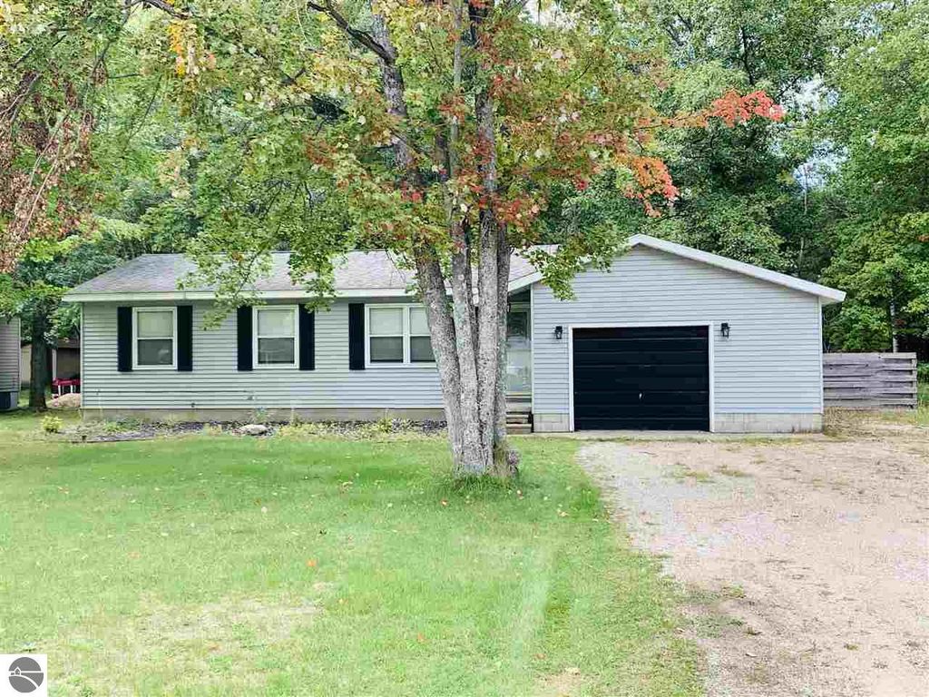 1643 Katinka Dr NE, Kalkaska, MI 49646 Trulia