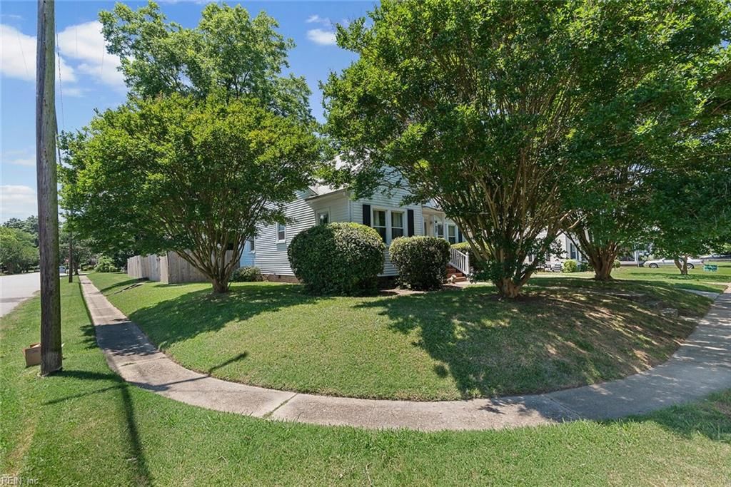 135 Chesterfield Rd, Hampton, VA 23661