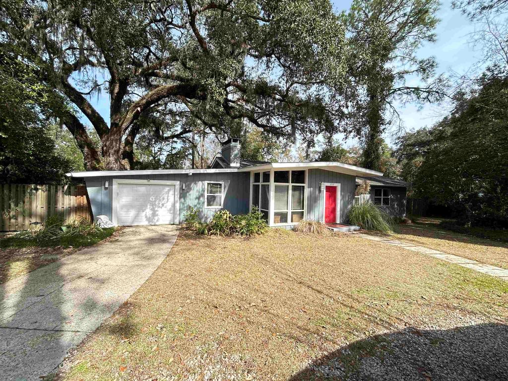2111 Gibbs Dr, Tallahassee, FL 32303
