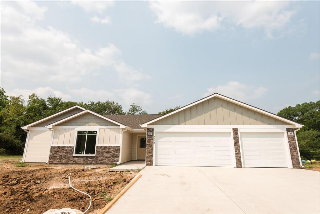 4652 Raven Creek Dr, Manhattan, KS 66502 MLS 20211659 4652 Raven Creek Dr, Manhattan, KS 66502 MLS 20211659