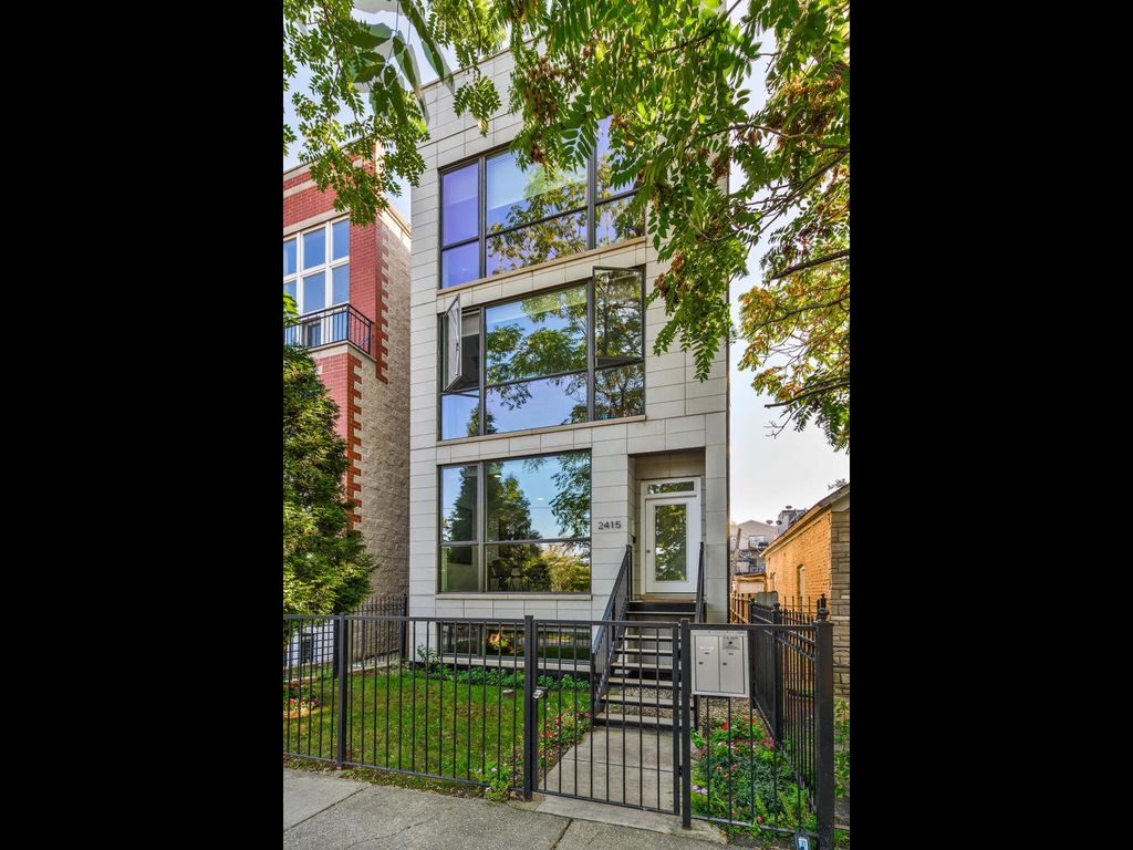 2415 W Haddon Ave #1, Chicago, IL 60622