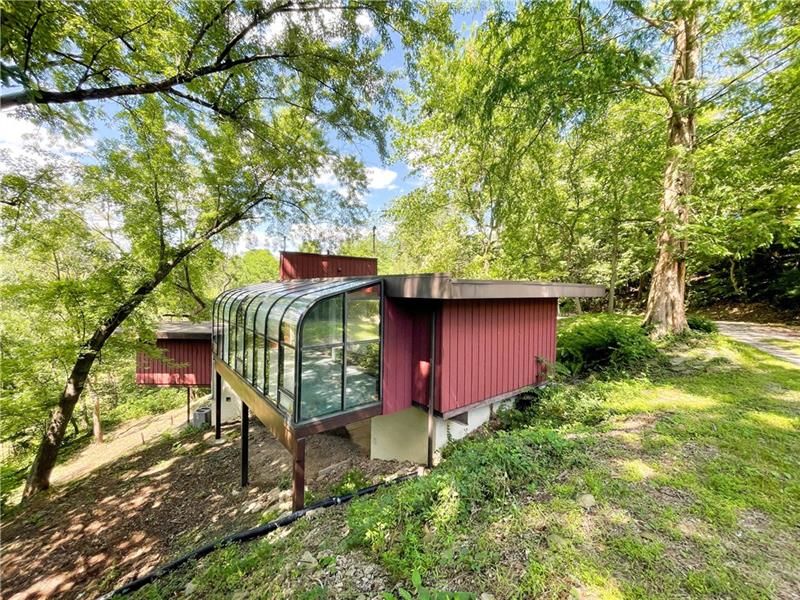 740 Olivant Pl, Pittsburgh, PA 15206