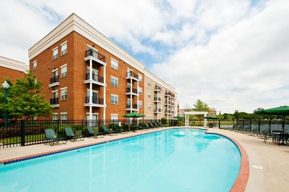 675 Town Center Dr, Newport News, VA 23606
