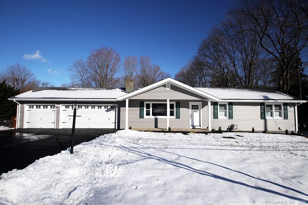 145 Ripton Rd, Shelton, CT 06484