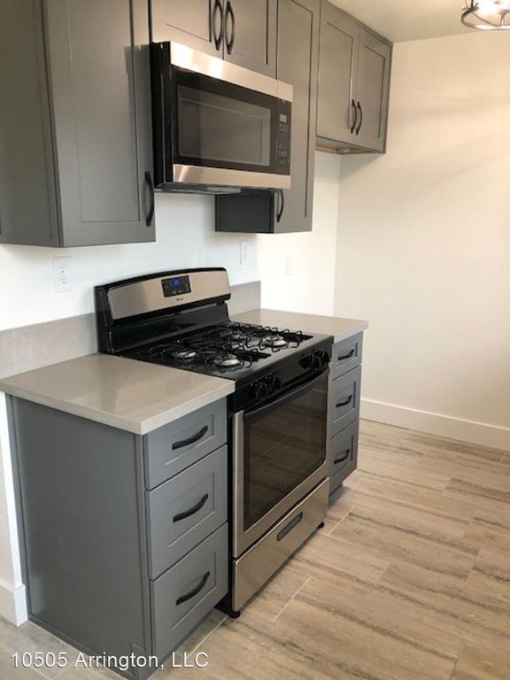9330 Palm St #C, Bellflower, CA 90706