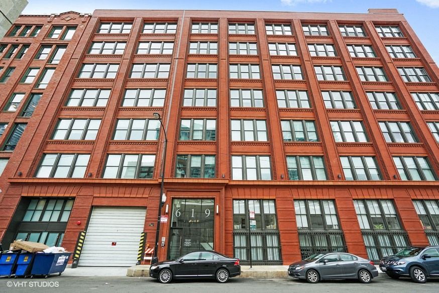 619 S La Salle St, Chicago, IL 60605