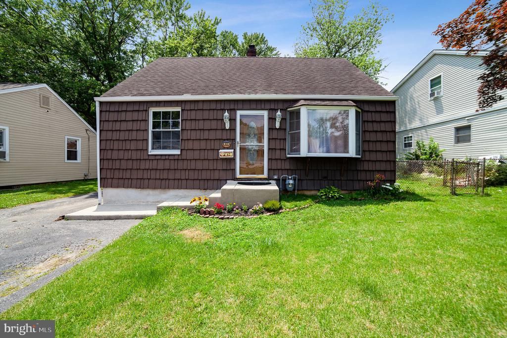 42 Martin Ln, Norwood, PA 4 Bed, 1 Bath SingleFamily Home 20 Photos Trulia