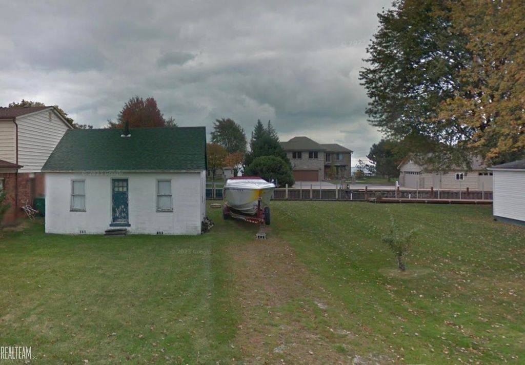 46110 Edgewater Dr, Chesterfield, MI 48047 Trulia