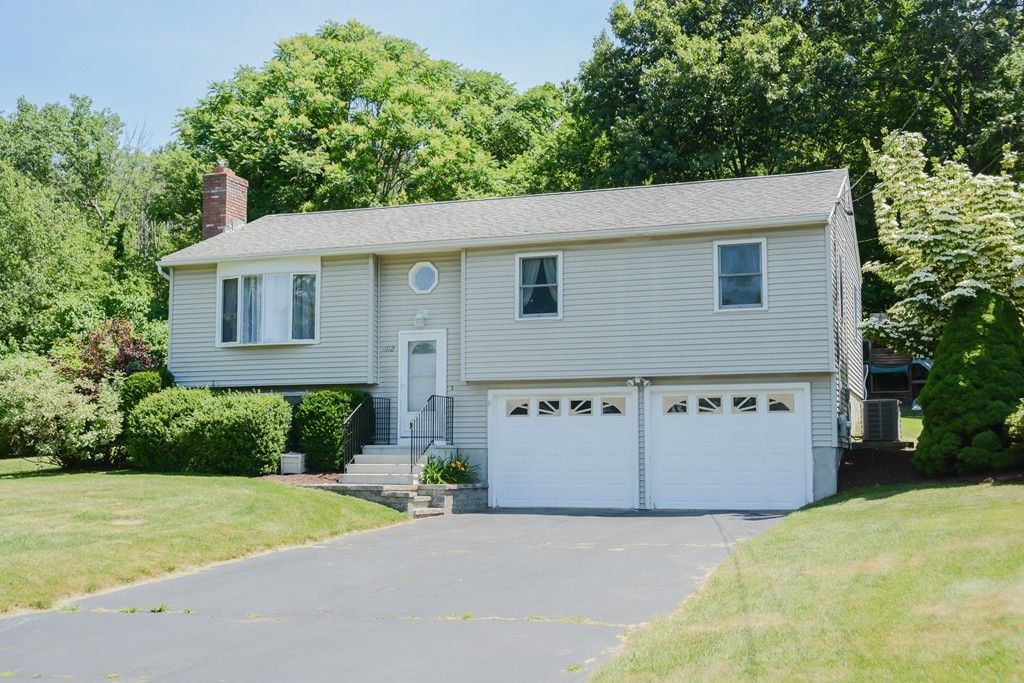 112 Holden St, Shrewsbury, MA 3 Bed, 2 Bath SingleFamily Home 27
