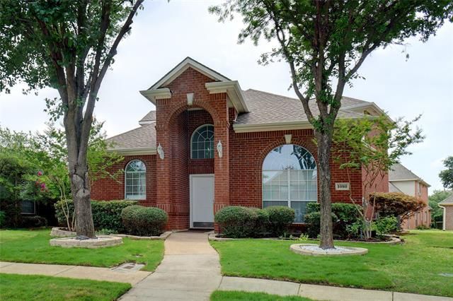 1080 Leisure Ln, Irving, TX 75063