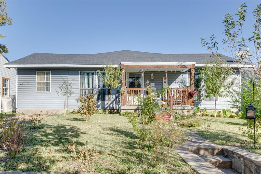 1607 Brandon St, Dallas, TX 75208