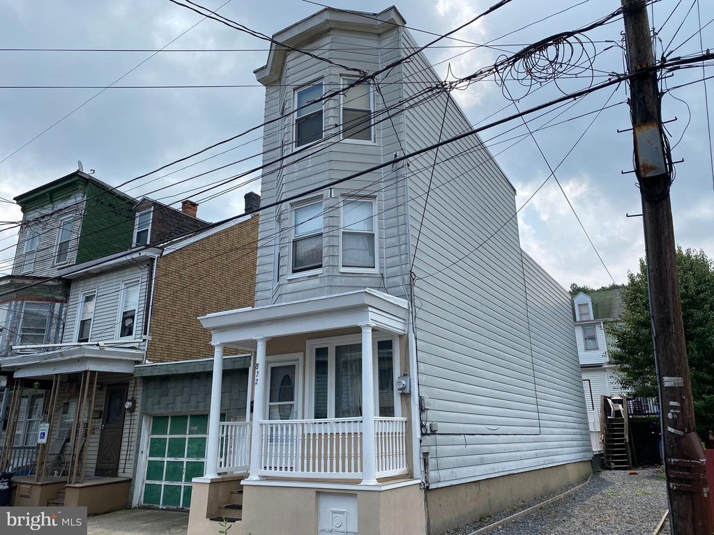 822 E Pine St, Mahanoy City, PA 17948