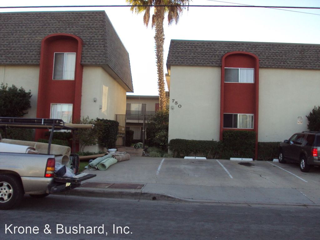 750 11th St #J, Imperial Beach, CA 91932