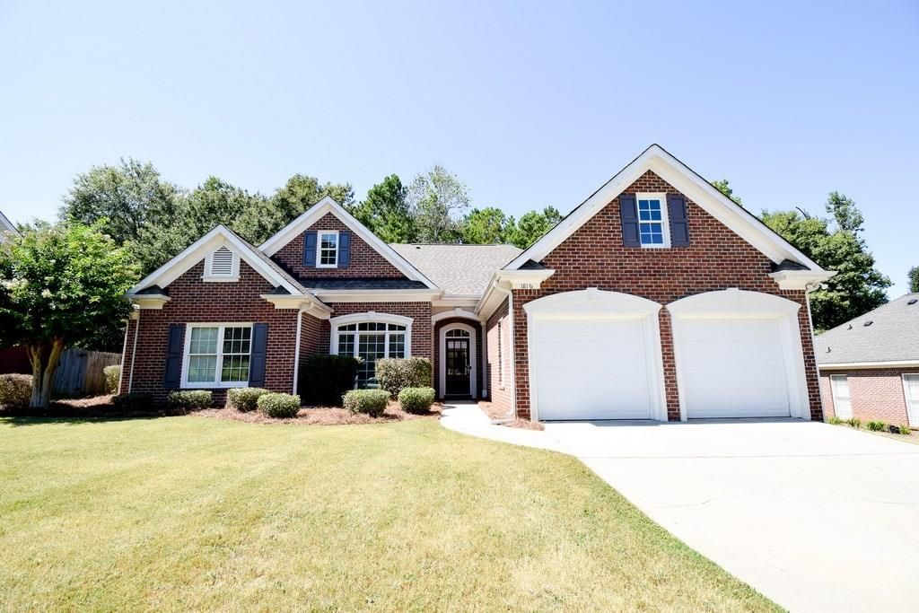 1816 Piedmont Dr, Auburn, AL 36830 4 Bed, 3 Bath Single 1816 Piedmont Dr, Auburn, AL 36830 4 Bed, 3 Bath Single