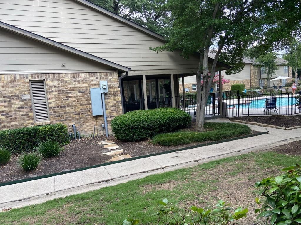 5300 Keller Springs Rd #1053, Dallas, TX 75248