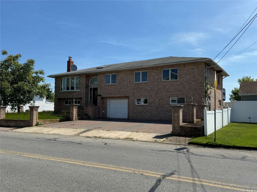 786 S Wellwood Avenue, Lindenhurst, NY 11757 MLS 3559926 Trulia