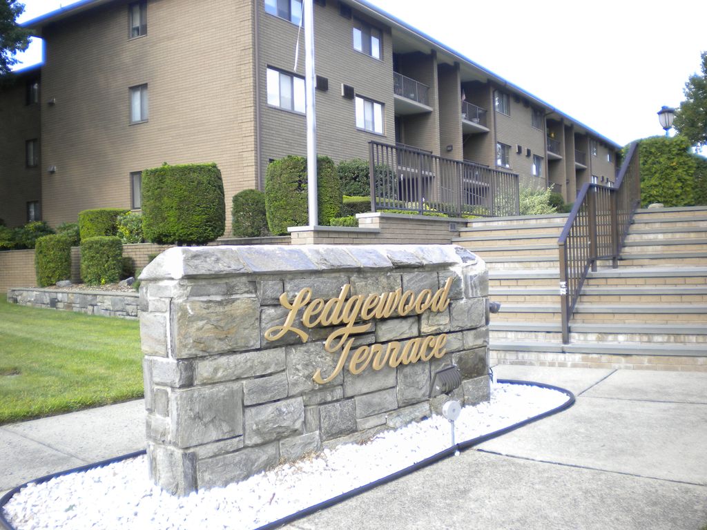 460 Liberty St Ledgewood, Little Ferry, NJ 07643 Trulia