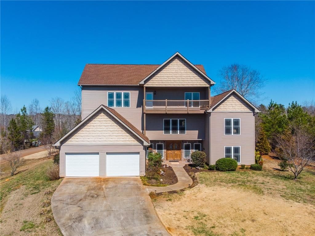 142 W Waters Edge Ln, West Union, SC 29696 See Est. Value, Schools & More