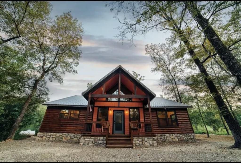35 Paradise Ln, Broken Bow, OK 74728