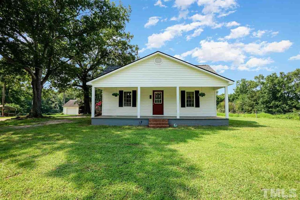 7025 Boykin Rd, Sims, NC 27880