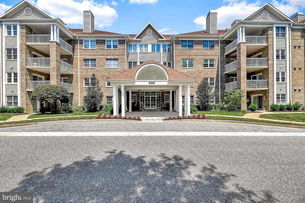 200 Belmont Forest Ct #201, Lutherville Timonium, MD 21093