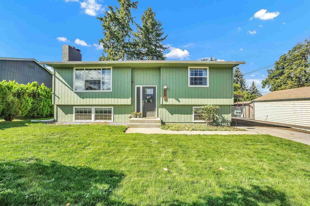 2212 S Myrtle St, Spokane, WA 99223