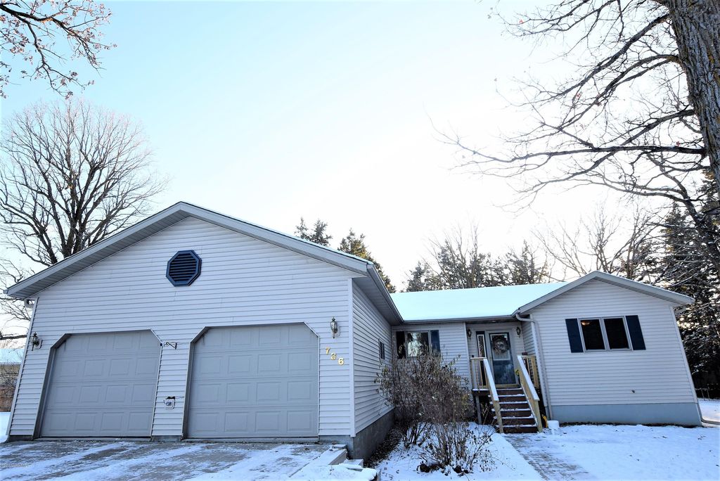 736 Lenmark Ln, Badger, MN 56714 Trulia