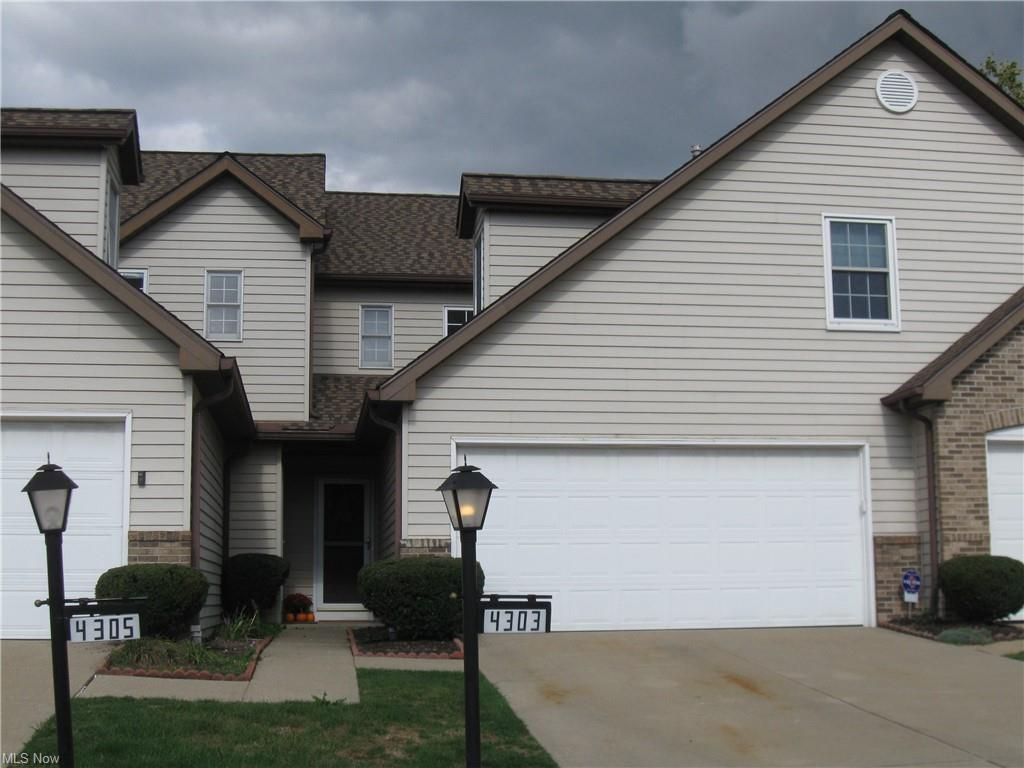 4303 Arlington Dr, Brunswick, OH 44212