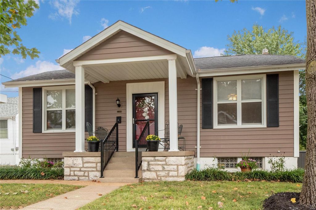 4651 Seibert Ave, Saint Louis, MO 63123