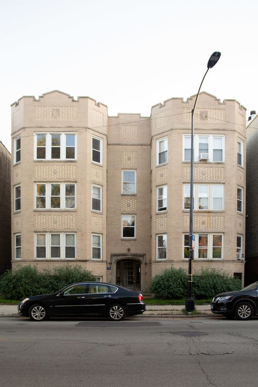 2429 W  Foster Ave  #3, Chicago, IL 60625