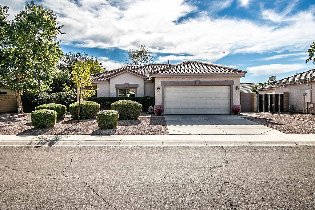 2072 E Hawken Way, Chandler, AZ 85286