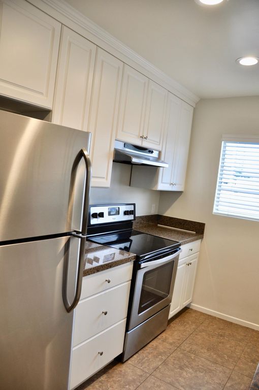 1821 S Bentley Ave #103, Los Angeles, CA 90025