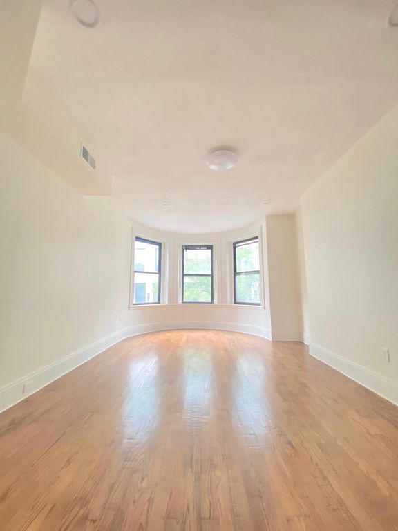 907 Boylston St #21, Boston, MA 02115
