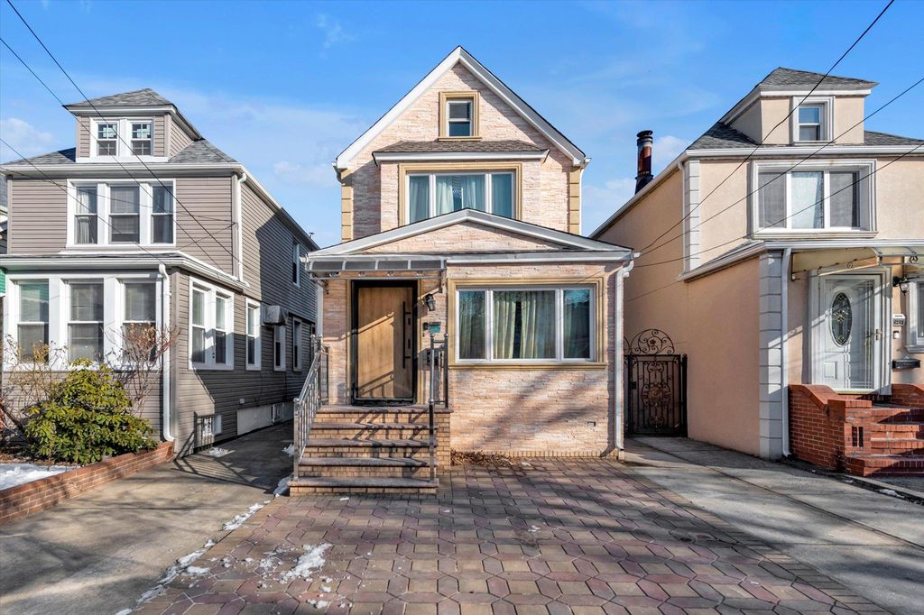 62-91 Wetherole Street, Flushing, NY 11374