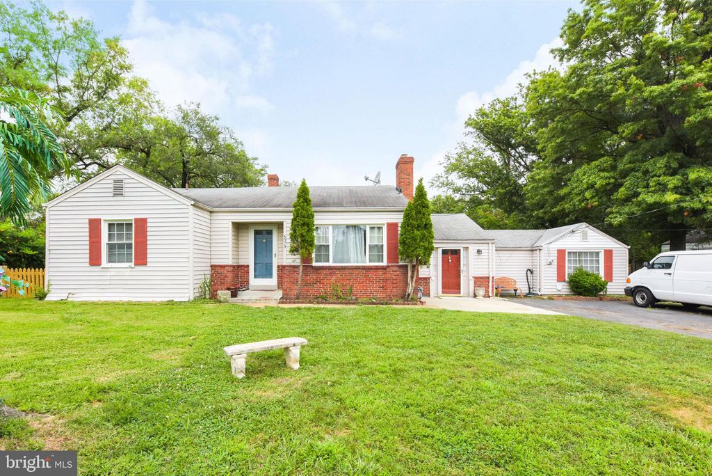 5503 Calhoun Ave, Alexandria, VA 22311