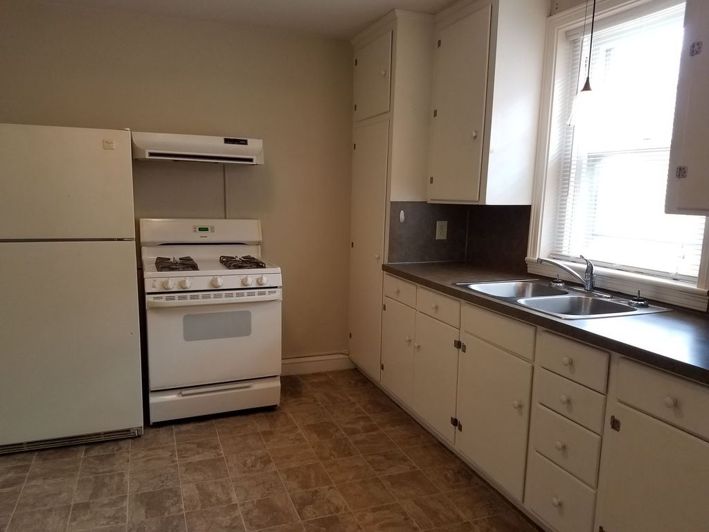 101 S Broad St Lititz, PA Trulia