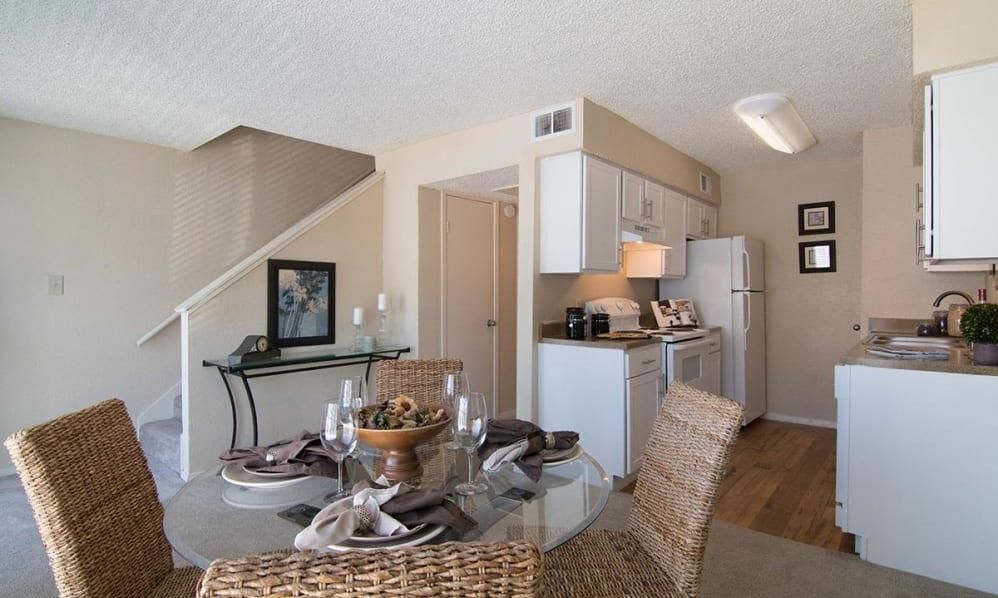 8073 Knight Rd, Houston, TX 77054