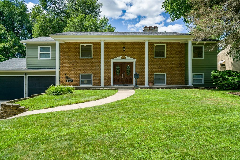 124 Calvin Park Blvd N, Rockford, IL 61107 Trulia