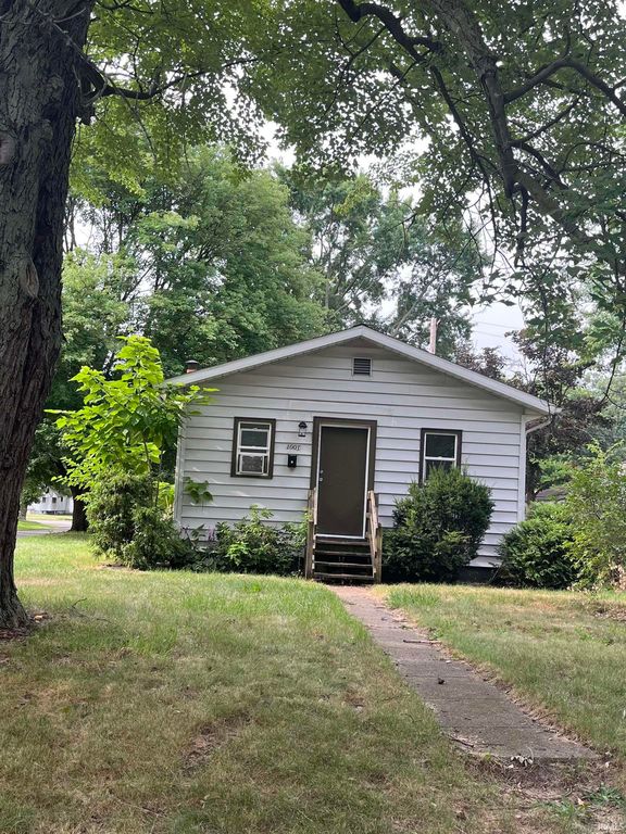 1001 W Marion St, Mishawaka, IN 46545 MLS 202425188 Trulia