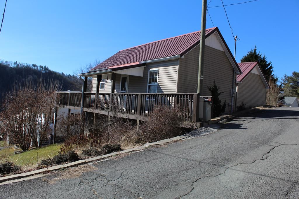 340 Grayson St, Fries, VA 24330 Trulia