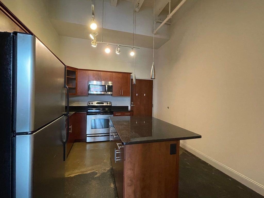 24 Mount Vernon St #101, Lynn, MA 01901