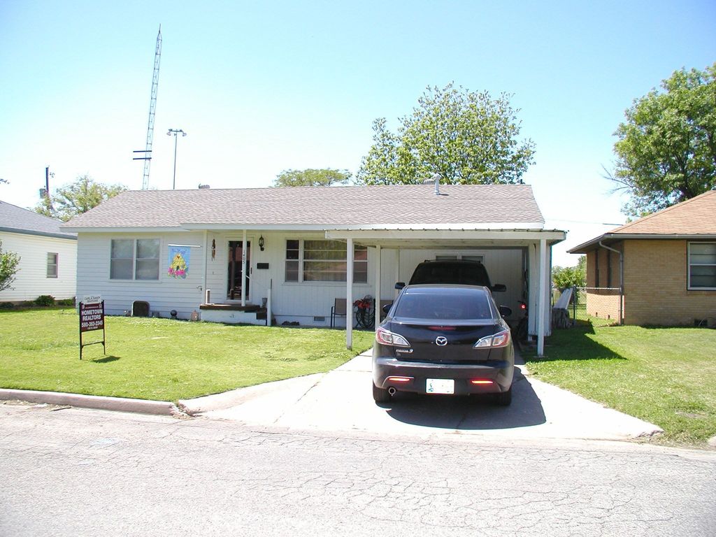 1405 S D St, Blackwell, OK 74631 Trulia