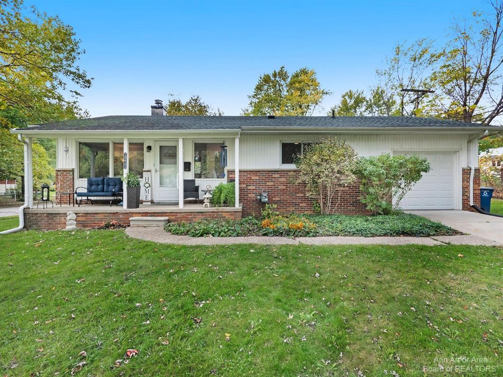 1211 City Dr, Ann Arbor, MI 48103