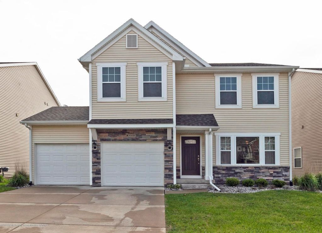 608 Worthington Dr, Lansing, MI 48906