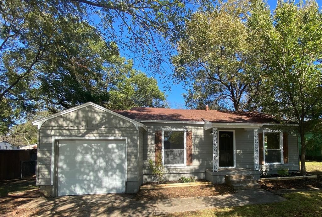 1453 Lakeside Dr, Garland, TX 75042