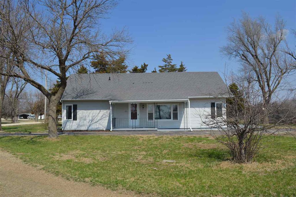 102 N 16th St, Herington, KS 67449 Trulia