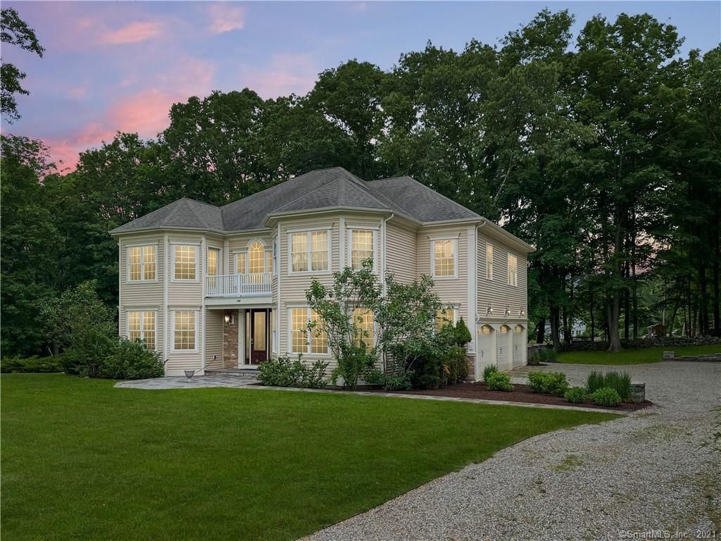 119 Bill Rogers Dr, Guilford, CT 06437