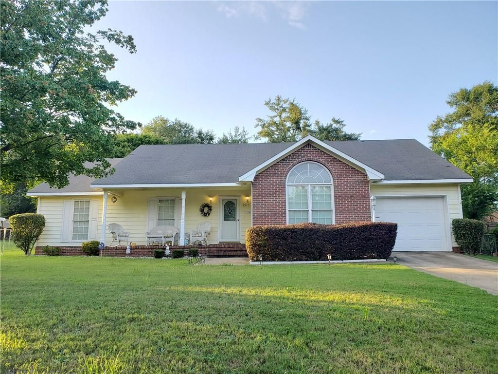 1310 40th St, Phenix City, AL 36867 Trulia
